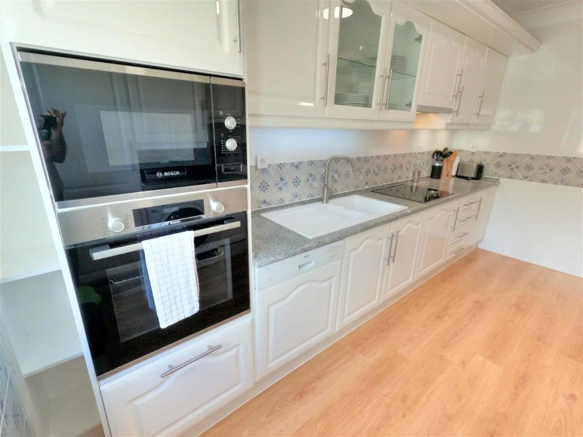 Carnaxide Modern T1 Apartment W Balcony In Carnaxide Oeiras Lisbon Zewnętrze zdjęcie
